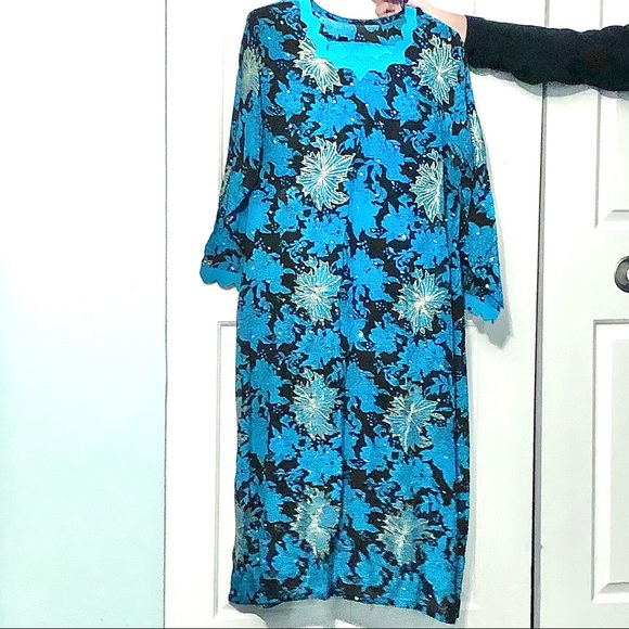 2 Piece Pakistani Shalwar Kameez Self Print Kurta with Sequins Embroidery - Picture 1 of 5